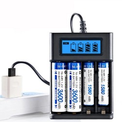Greentech Pil Şarj Cihazı (Dört Yuvalı) - 1.2V Ni-Mh / Ni-Cd AA / AAA / GT-BC03 