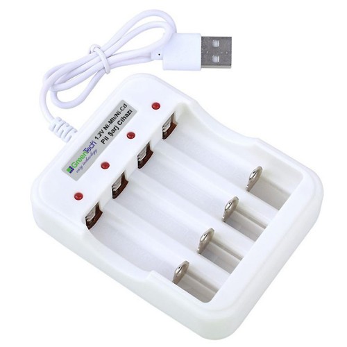 Greentech Pil Şarj Cihazı (Dört Yuvalı) - 1.2V Ni-Mh / Ni-Cd AA / AAA / GT-BC04 Greentech Pil Şarj Cihazı (Dört Yuvalı) - 1.2V Ni-Mh / Ni-Cd AA / AAA / GT-BC04